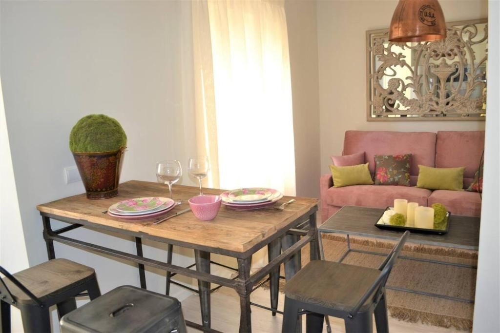 Seaside Bliss: 4-Person Beach Apartment at Playa Victoria, Cadiz - Your Perfect Rental Retreat by the Sea.