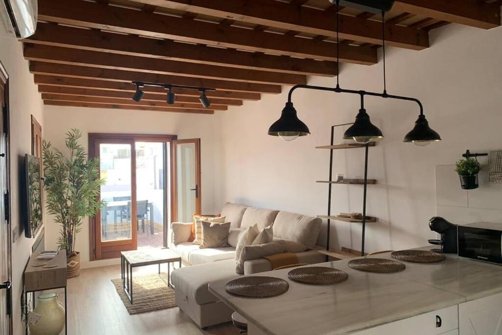 Luxurious Two-Bedroom Penthouse at Populo with Terrace - Breathtaking Cathedral Views Await in Your Cadiz Rental Haven.